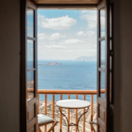 Castrum Traditional Sunset Suites Plaka  Exterior photo