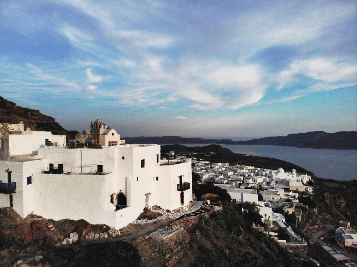 Castrum Traditional Sunset Suites Plaka  Exterior photo